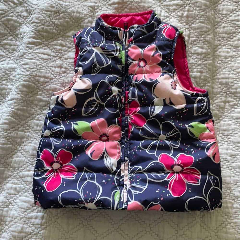 ⭐️⭐️5 listings for $15⭐️⭐️ Gymboree floral vest. XS. Great condition